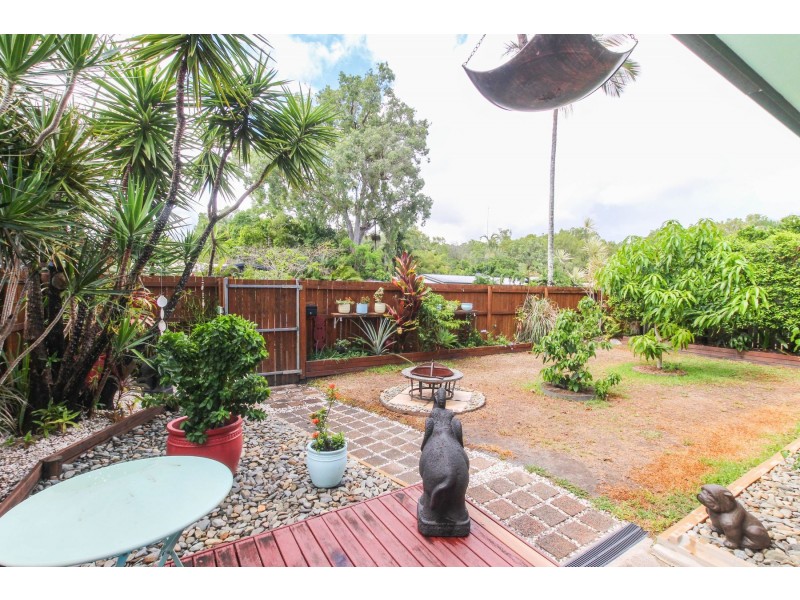 1/10 Tristania Street, Holloways Beach QLD 4878