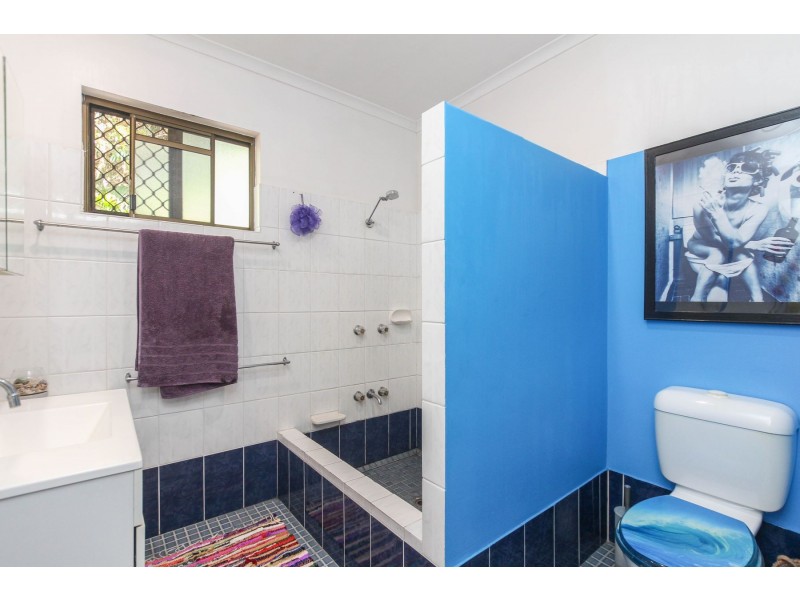 1/10 Tristania Street, Holloways Beach QLD 4878