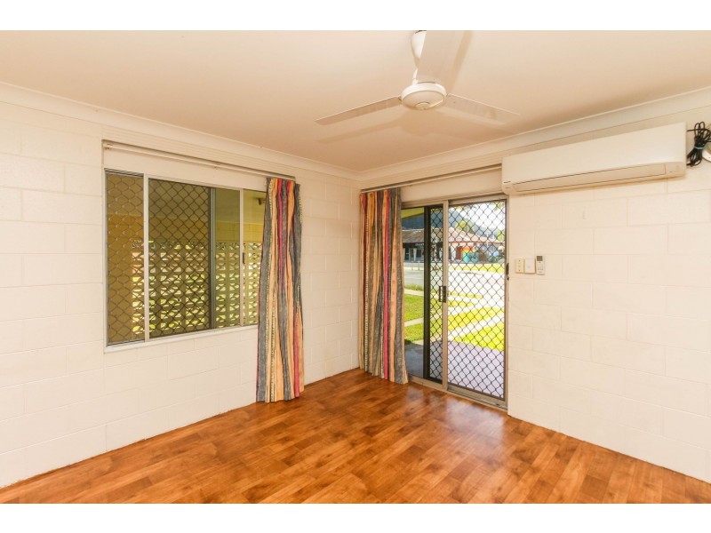 1/39 Balaclava Road, Earlville QLD 4870