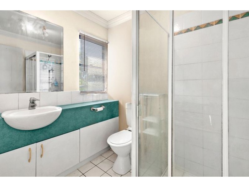 4/437 Draper Street, Parramatta Park QLD 4870