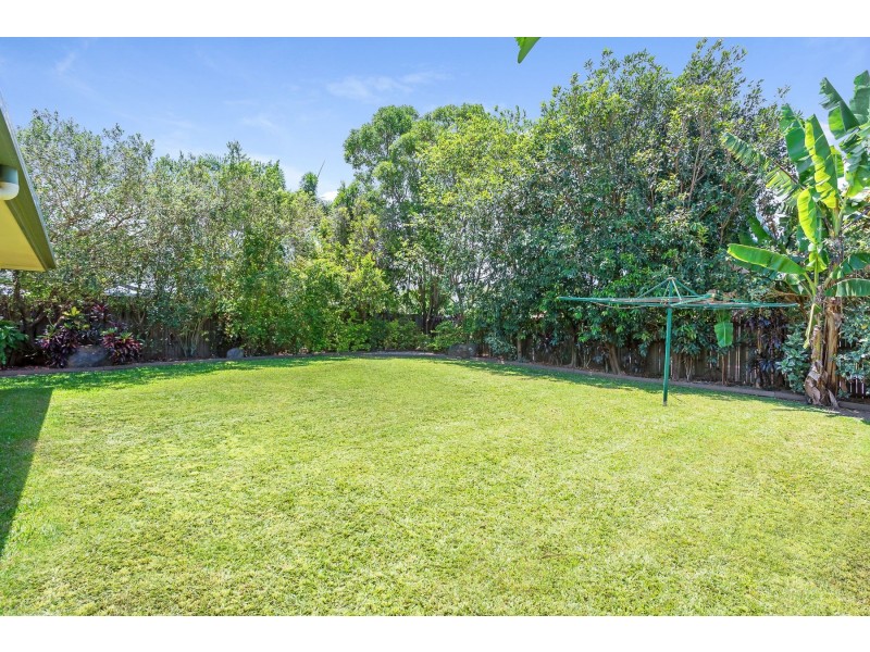 42 Arkendeith Drive, Edmonton QLD 4869