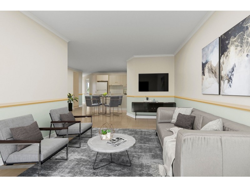 10/221-225 Lake Street, Cairns North QLD 4870