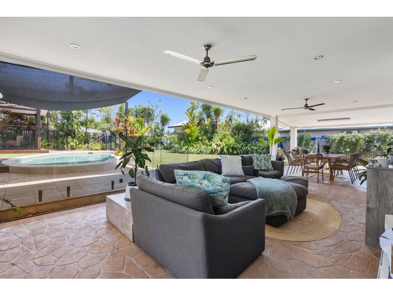 30 Bondi Crescent, Kewarra Beach QLD 4879