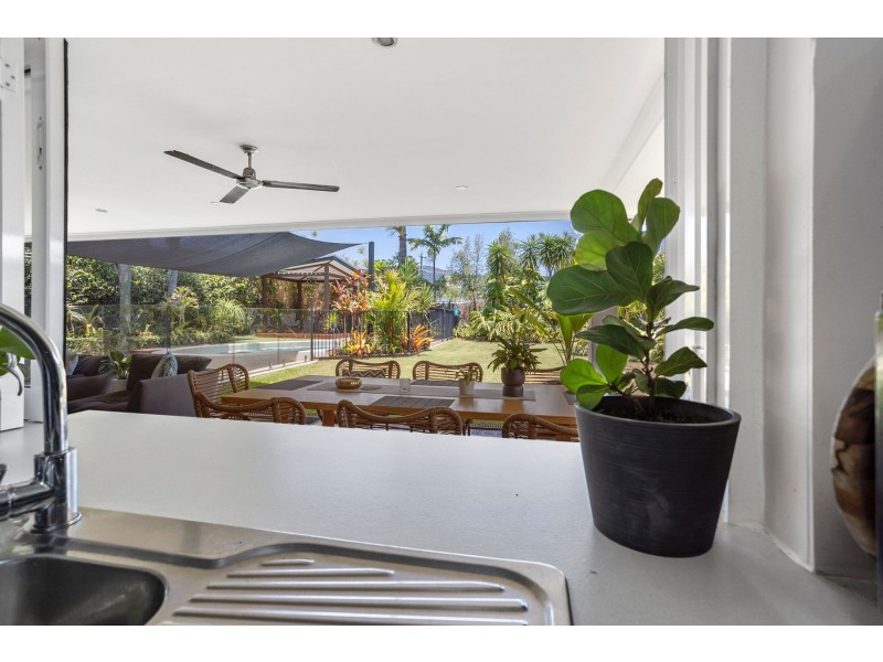 30 Bondi Crescent, Kewarra Beach QLD 4879