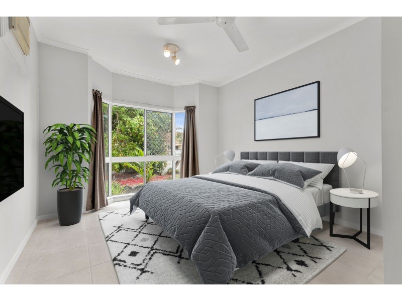 2/20 Pioneer Street, Manoora QLD 4870