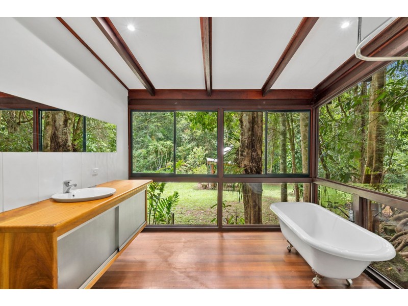 3067R Gillies Range Road, Lake Barrine QLD 4884