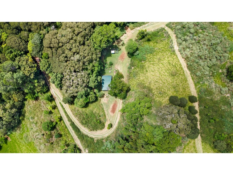 3067R Gillies Range Road, Lake Barrine QLD 4884