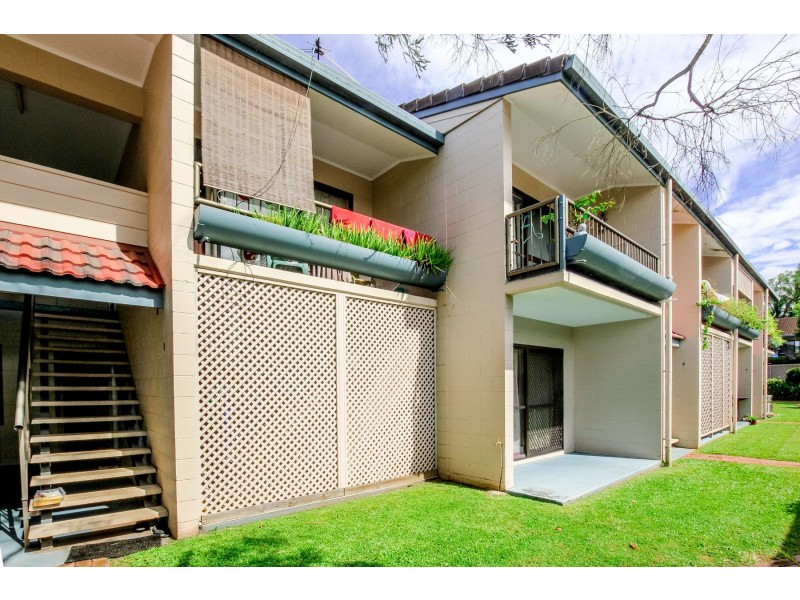 38/439-443 Severin Street, Manunda QLD 4870