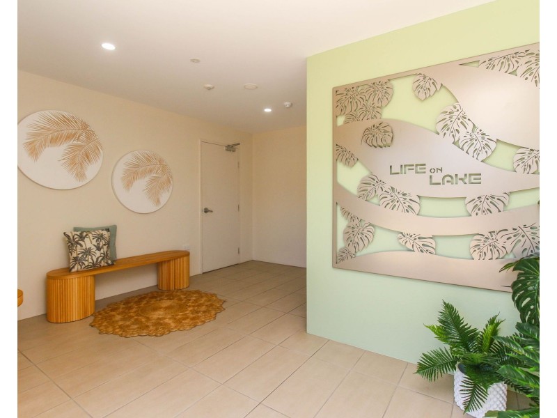 8/289-291 Lake Street, Cairns North QLD 4870