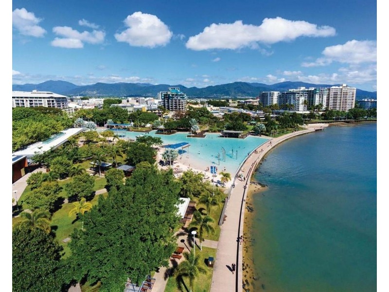 8/289-291 Lake Street, Cairns North QLD 4870