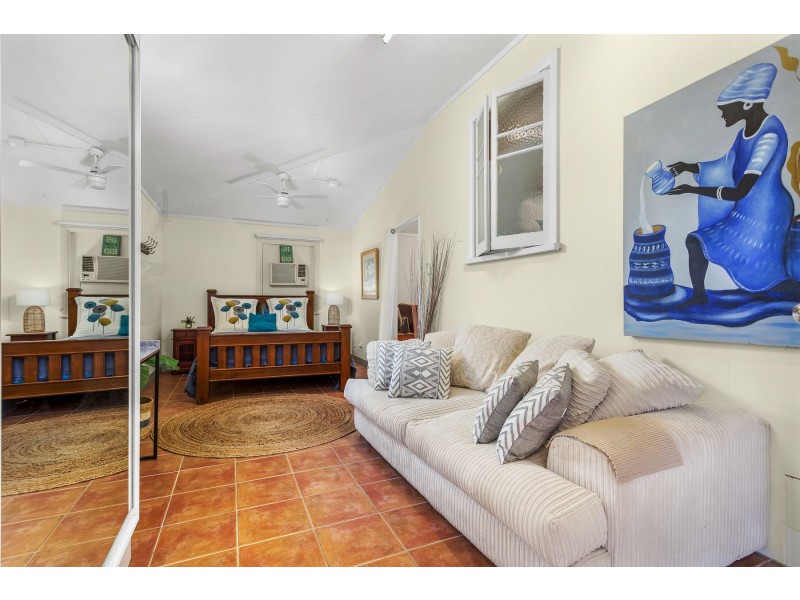 1 Harris Street, Parramatta Park QLD 4870
