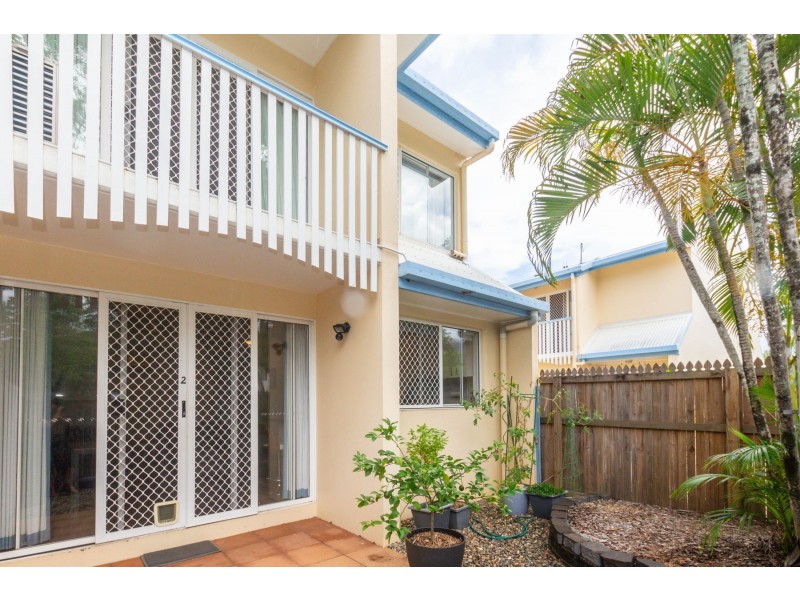 2/10 Grantala Street, Manoora QLD 4870