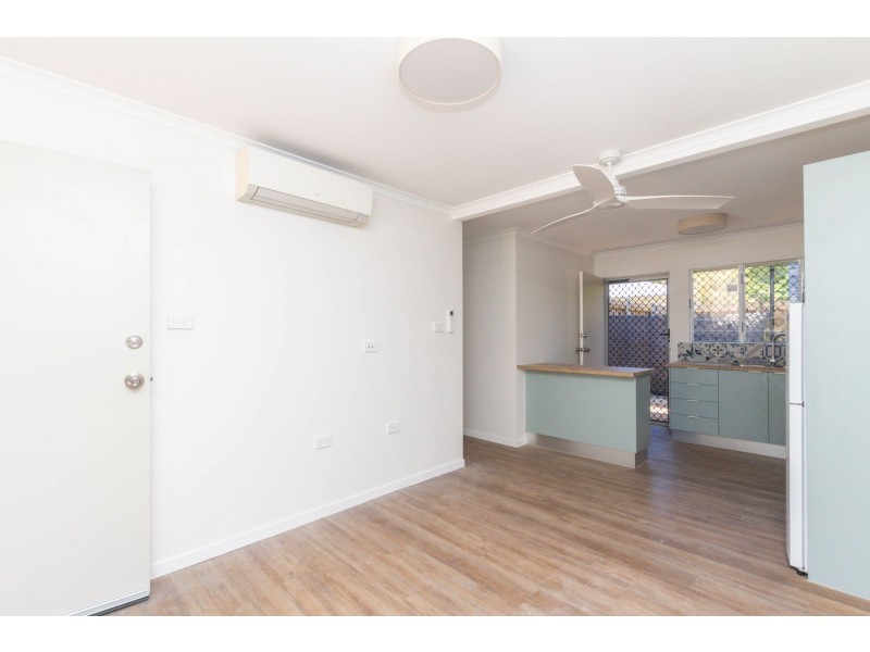 7/9-11 Amphora Street, Palm Cove QLD 4879