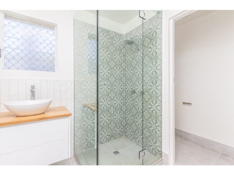 7/9-11 Amphora Street, Palm Cove QLD 4879