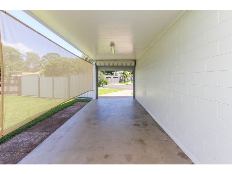 7 Carina Close, White Rock QLD 4868