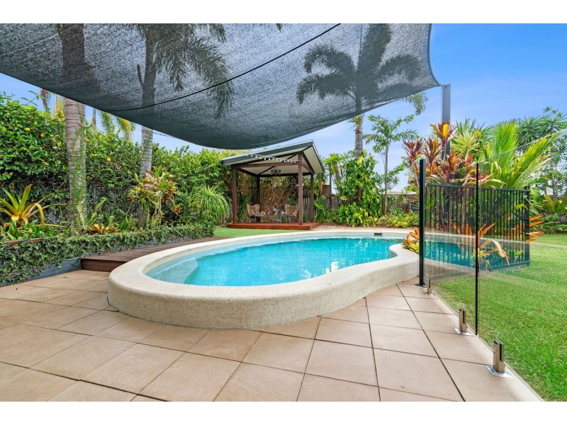 30 Bondi Crescent, Kewarra Beach QLD 4879