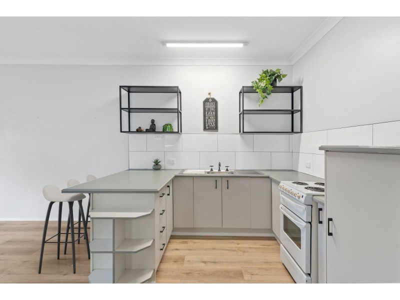 4/24 Macilwraith Street, Manoora QLD 4870