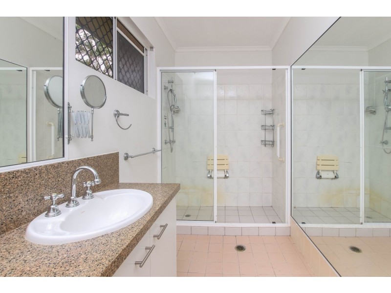 45 Benn Street, Brinsmead QLD 4870