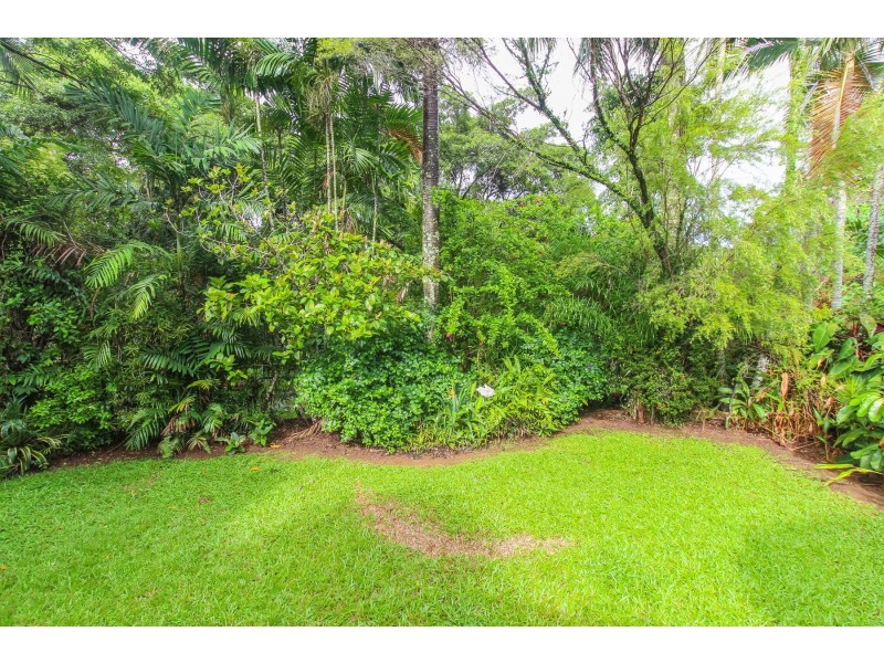 45 Benn Street, Brinsmead QLD 4870