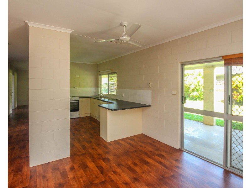 34 Tryal Street, Bentley Park QLD 4869