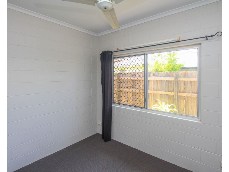 34 Tryal Street, Bentley Park QLD 4869
