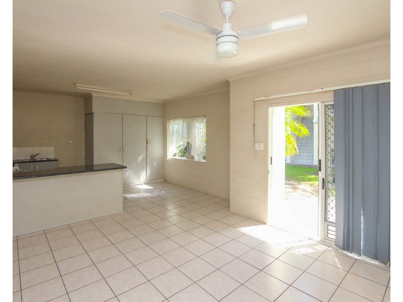 11/201 Aumuller Street, Bungalow QLD 4870
