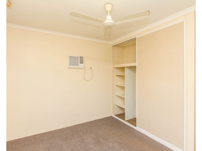 9 Jean Close, Woree QLD 4868