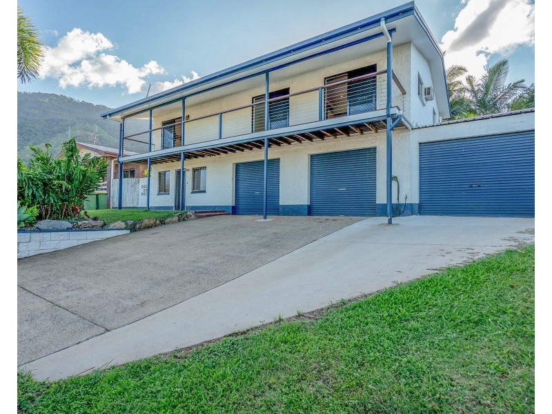 11 Vista Street, Bayview Heights QLD 4868