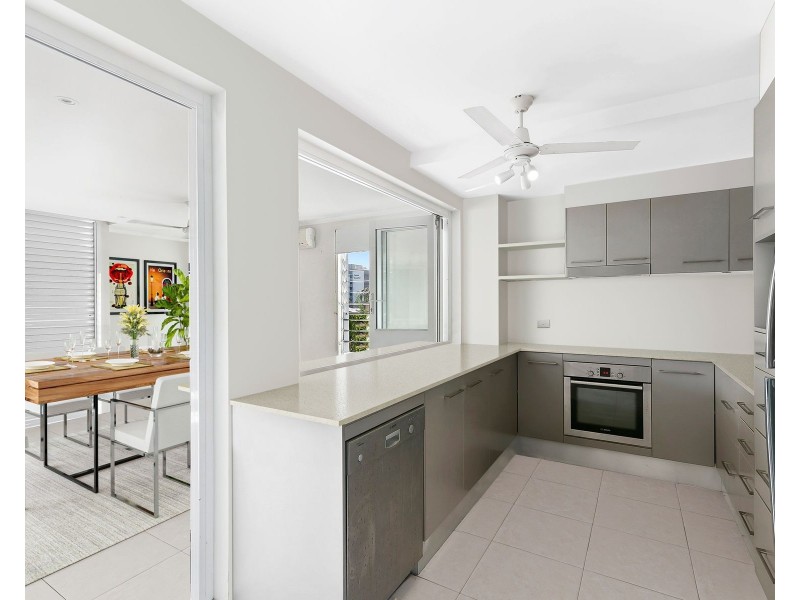 10/21 Digger Street, Cairns North QLD 4870