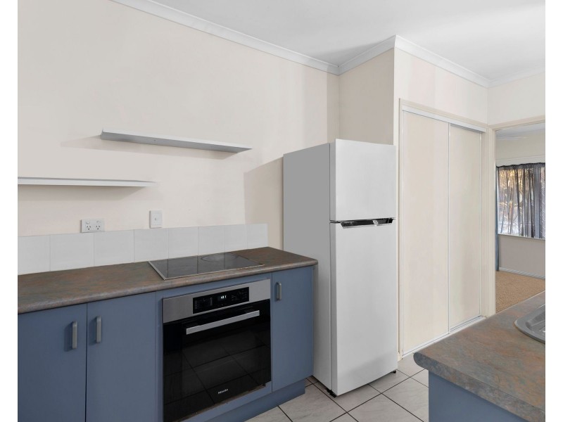 4/2-5 Marella Close, Manoora QLD 4870