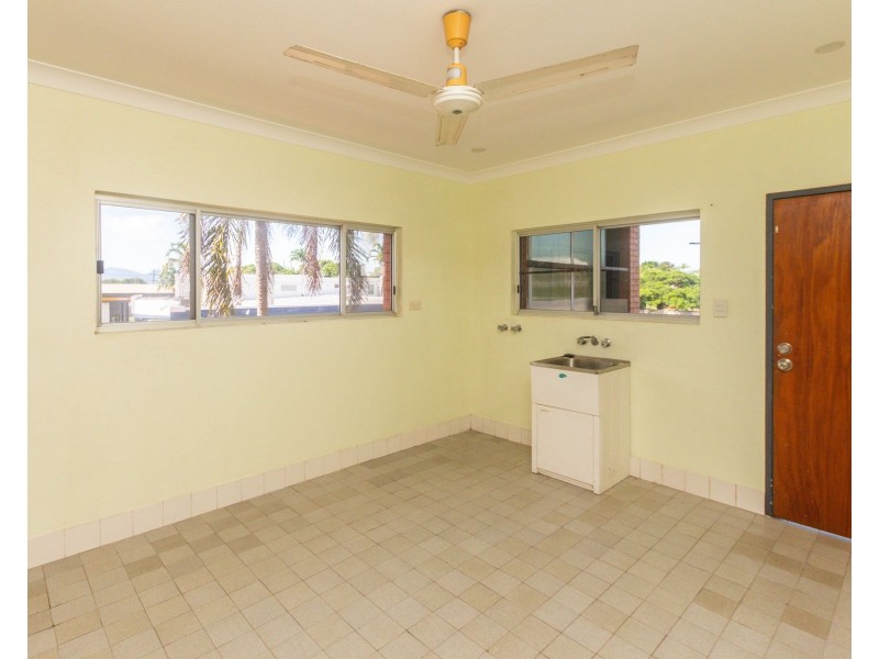 626 Mulgrave Road, Woree QLD 4868