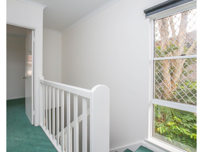 8/38 Springfield Crescent, Manoora QLD 4870