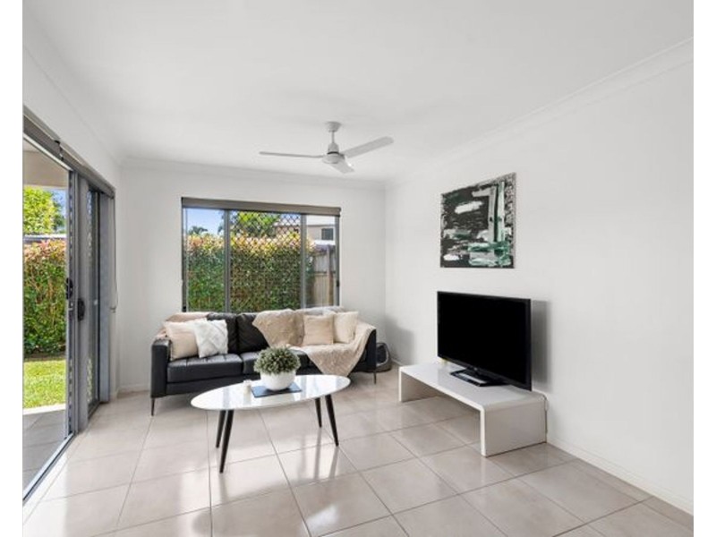 1/11 Tyson Pl, Redlynch QLD 4870