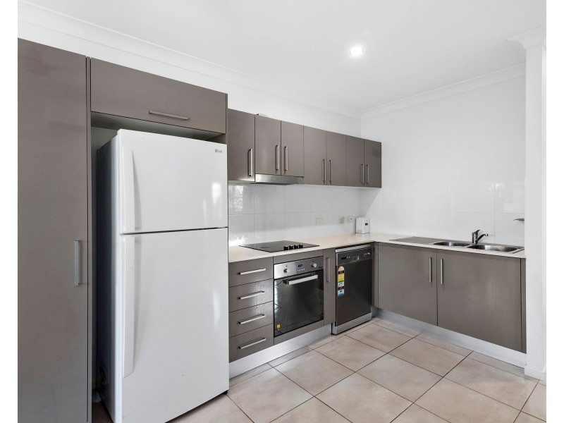 1/11 Tyson Pl, Redlynch QLD 4870