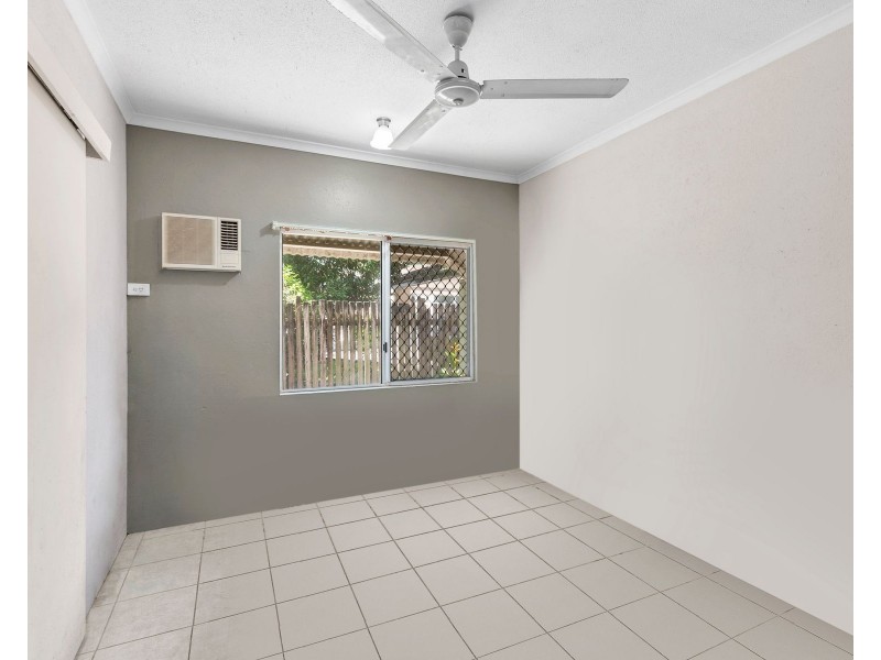 3/346-348 McCoombe Street, Mooroobool QLD 4870