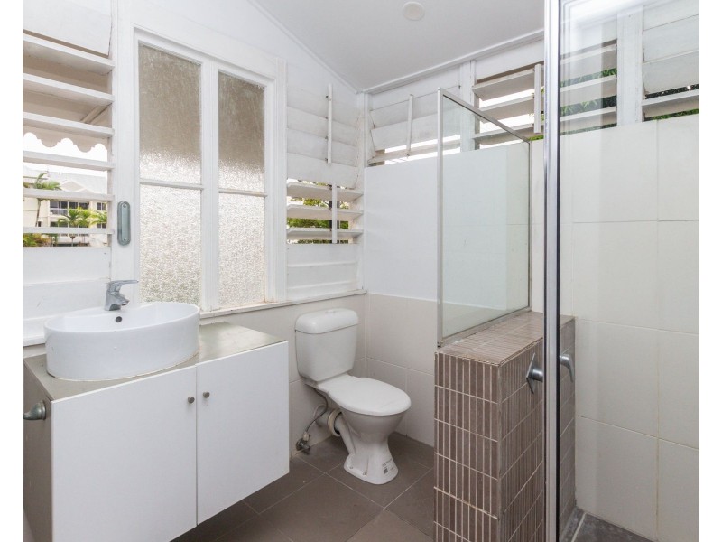 206B Grafton Street, Cairns North QLD 4870
