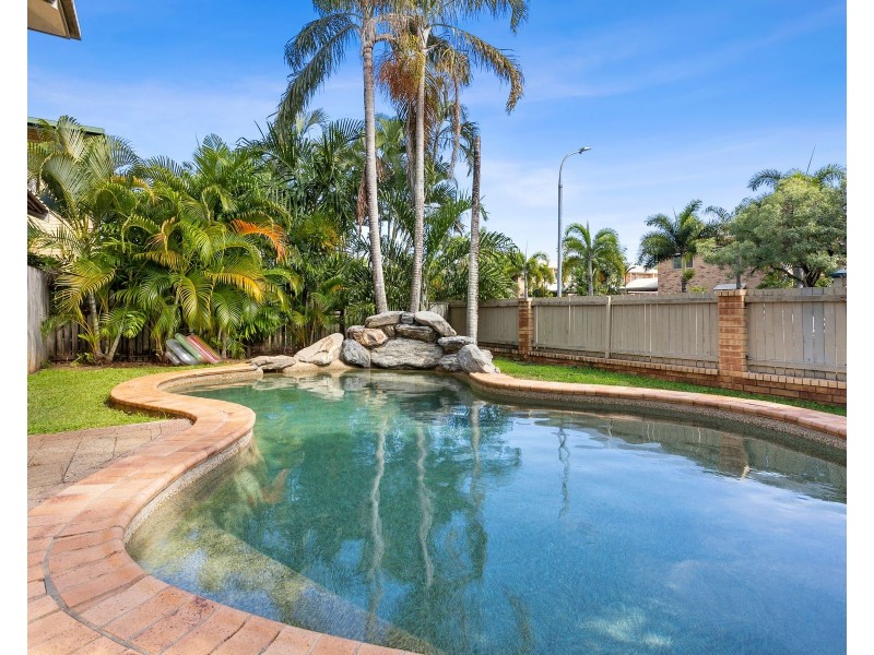 4/3 Grantala Street, Manoora QLD 4870