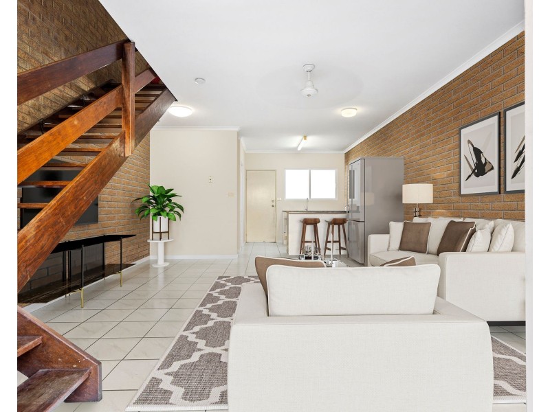 4/3 Grantala Street, Manoora QLD 4870