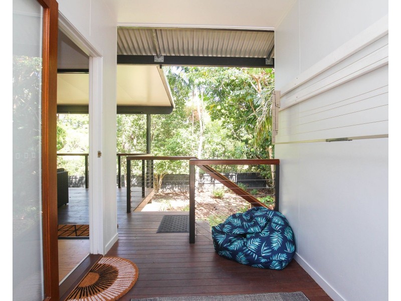 5 Law Street, Cairns North QLD 4870
