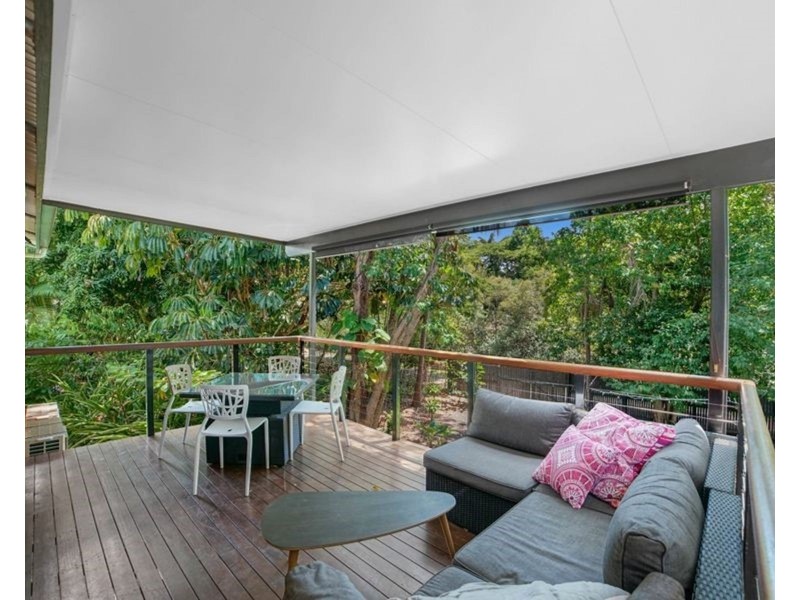 5 Law Street, Cairns North QLD 4870