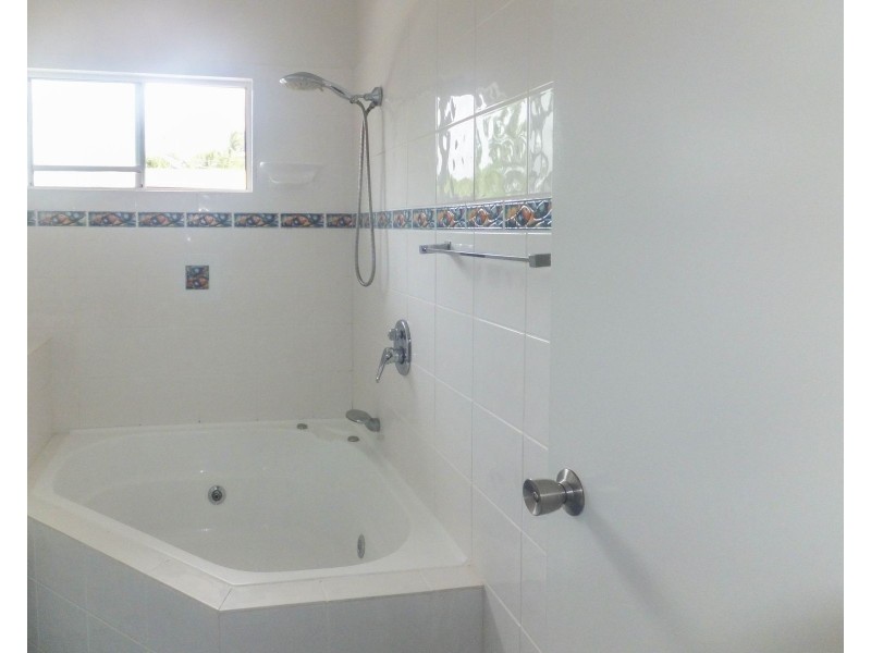 8/22-24 Fairweather Street, Yorkeys Knob QLD 4878
