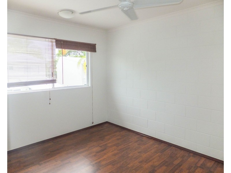 8/22-24 Fairweather Street, Yorkeys Knob QLD 4878