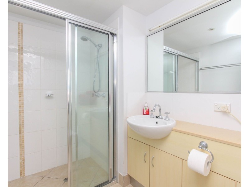42/93-95 McLeod Street, Cairns City QLD 4870