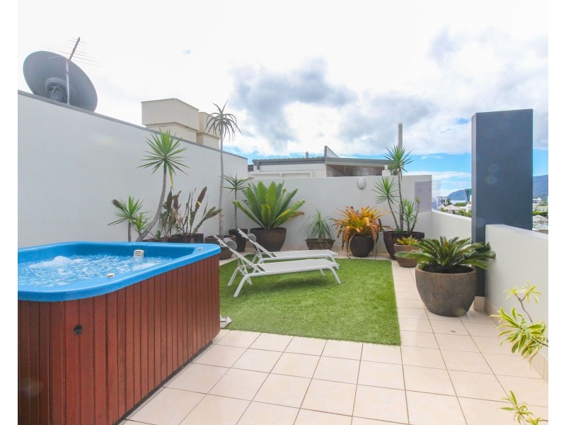 42/93-95 McLeod Street, Cairns City QLD 4870