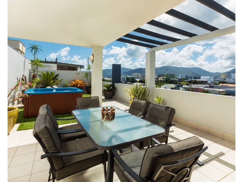 42/93-95 McLeod Street, Cairns City QLD 4870