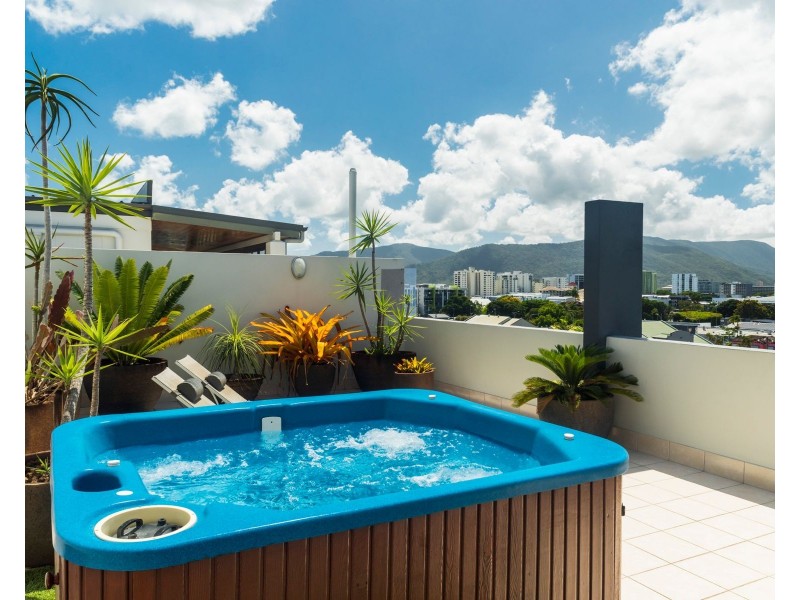 42/93-95 McLeod Street, Cairns City QLD 4870