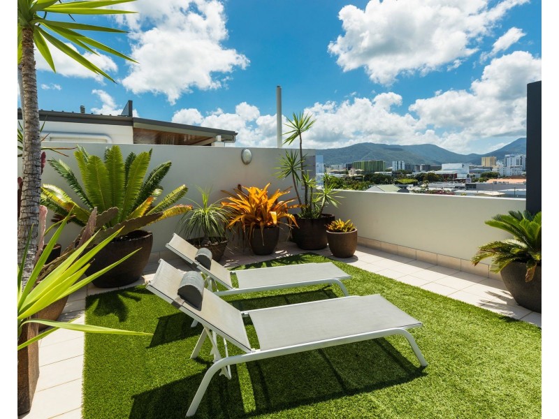 42/93-95 McLeod Street, Cairns City QLD 4870