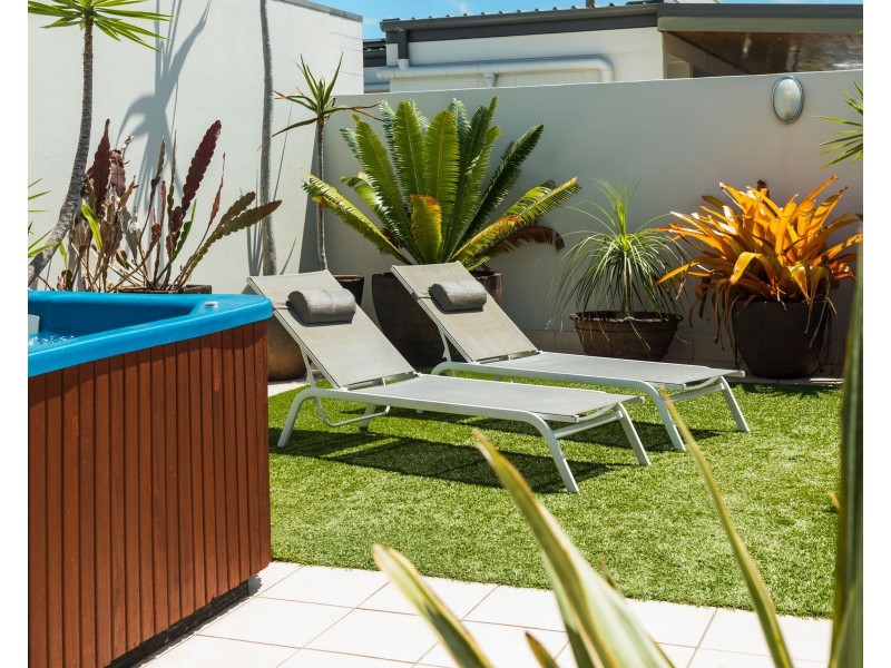 42/93-95 McLeod Street, Cairns City QLD 4870