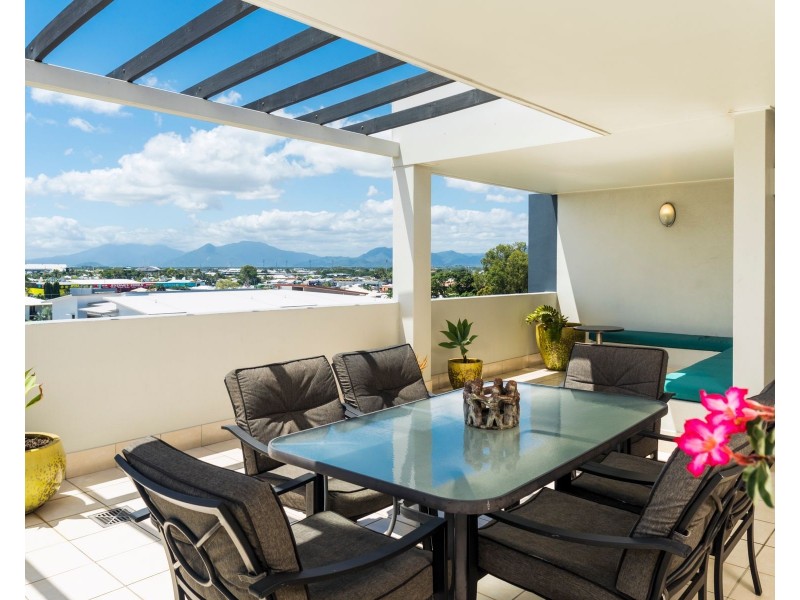 42/93-95 McLeod Street, Cairns City QLD 4870
