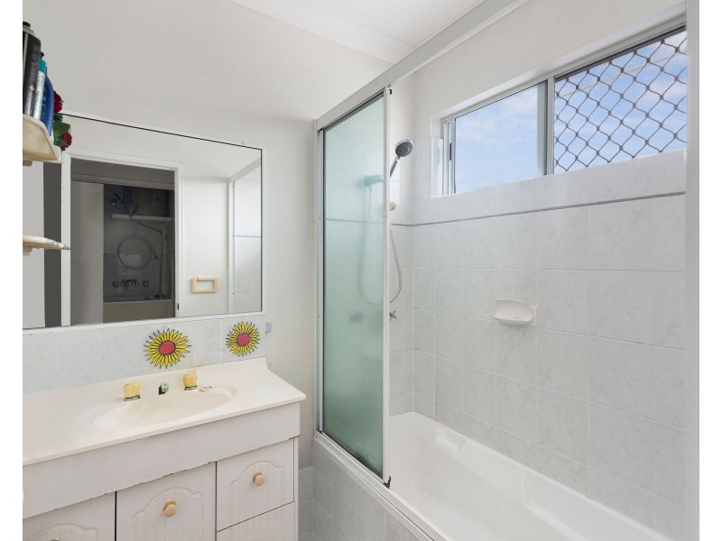 8/59-61 McCormack Street, Manunda QLD 4870
